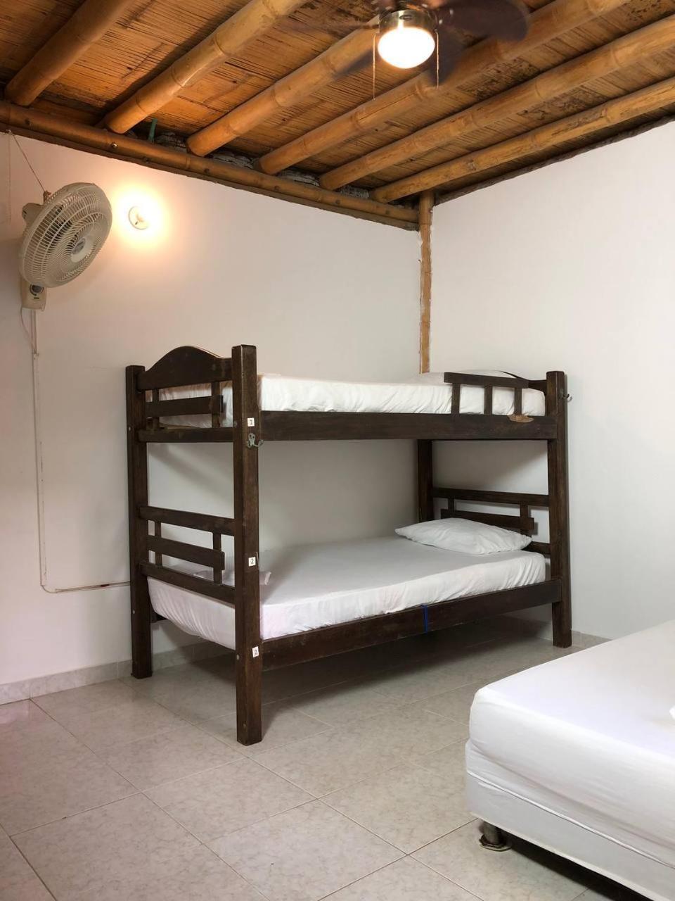 La Tortuga Hostel Taganga Εξωτερικό φωτογραφία